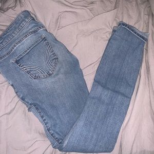 HOLLISTER JEANS!